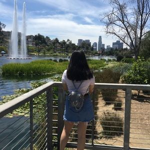 Meet your Posher, Joy